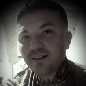 Meet your Posher, Josh